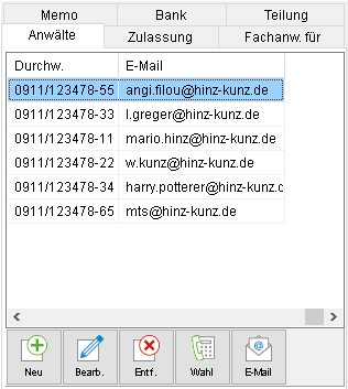 Die Kanzlei-Adresse: die Registerkarte "Anwälte"